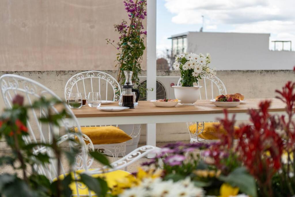 Ebullience - Stylish & Chic Athens Apartment Extérieur photo